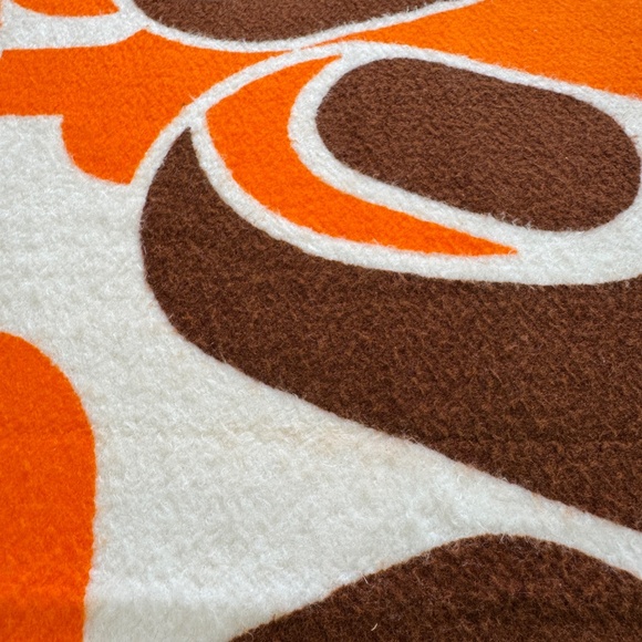 Vintage 60s blanket, sides cut, groovy orange and brown fleece remnant - Picture 3 of 9